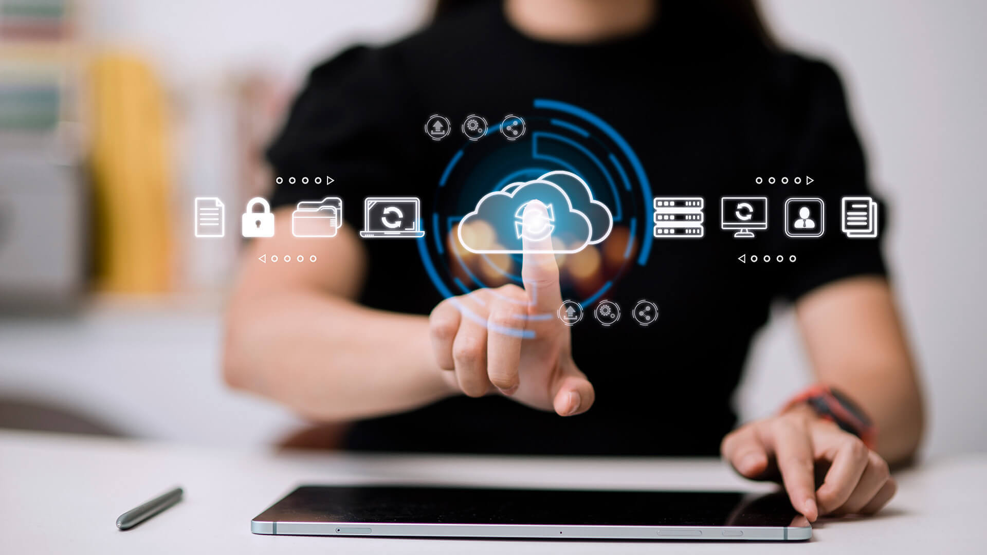 hero-erp-native-cloud-vs-erp-adattato